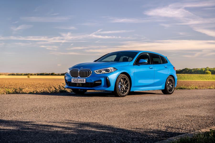  BMW 118i M Sport (F40) 2019 года  (UK) (фото 37 из 43)